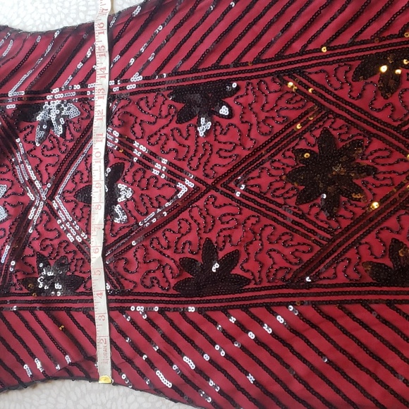 1920s Style Black & Red Sequined Sleeveless Cocktail Dress with Fringe - Picture 10 of 16
